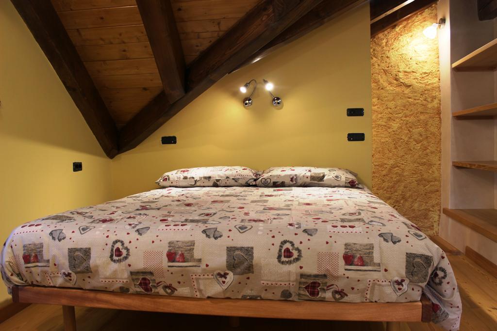 Maison Leveque Brusson Extérieur photo